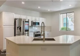 Photo #3: 6523880 Listing 