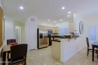 Photo #6: 6524072 Listing