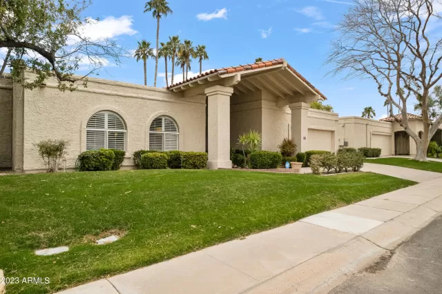 MLS: 6524145 Condo For Sale