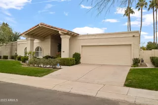 Photo #2: 6524145 Listing