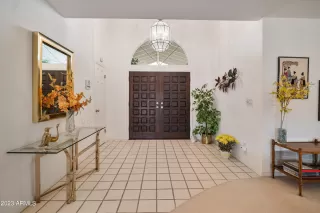 Photo #5: 6524145 Listing