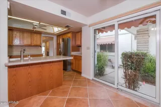 Photo #6: 6524681 Listing