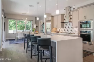 Photo #1: 6524834 Listing