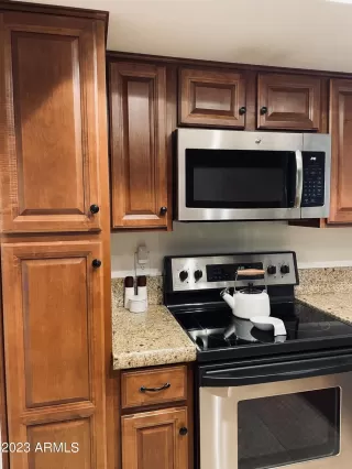 Photo #4: 6525164 Listing