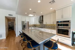 Photo #5: 6525324 Listing 