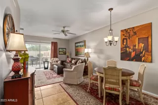 Photo #6: 6525432 Listing