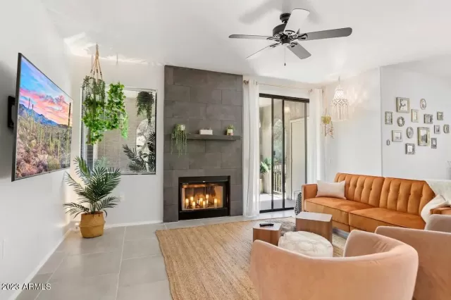 MLS: 6525590 Condo For Sale