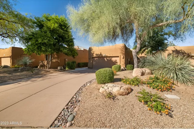 MLS: 6525607 Condo For Sale