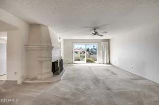 Photo #4: 6525643 Listing