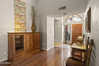 Photo #5: 6525778 Listing