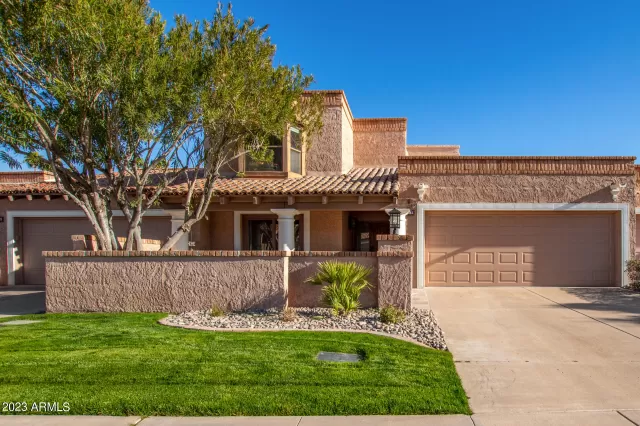 MLS: 6526019 Condo For Sale