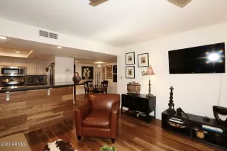 Photo #6: 6526091 Listing 