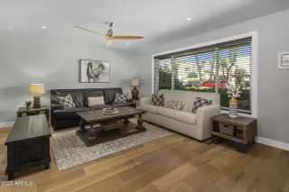 Photo #2: 6526178 Listing 