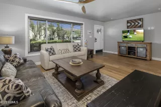 Photo #4: 6526178 Listing 