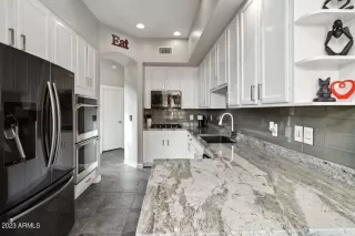 Photo #3: 6526204 Listing