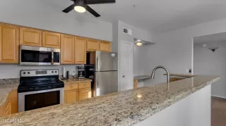 Photo #4: 6526436 Listing