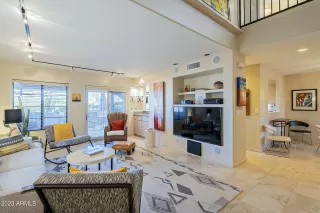 Photo #4: 6526489 Listing