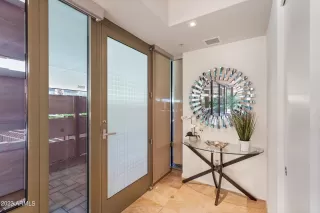 Photo #1: 6526590 Listing 