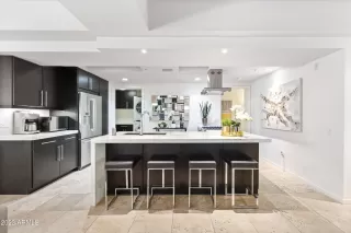 Photo #6: 6526590 Listing 