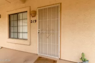 Photo #3: 6526599 Listing