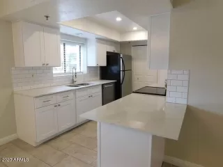 Photo #3: 6527065 Listing