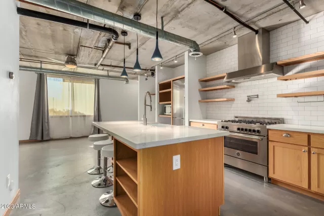 MLS: 6527144 Condo For Sale