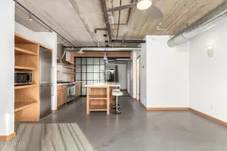 Photo #5: 6527144 Listing