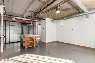 Photo #6: 6527144 Listing