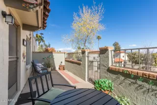 Photo #3: 6527370 Listing