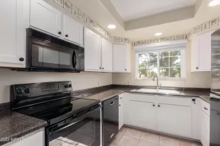 Photo #1: 6527477 Listing 