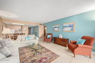 Photo #2: 6527564 Listing