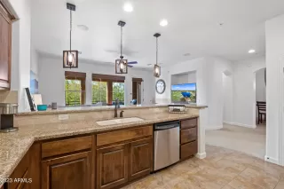 Photo #5: 6527686 Listing 