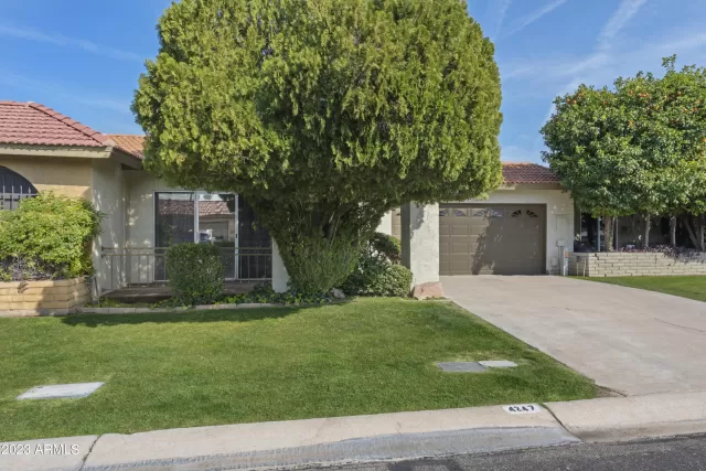 MLS: 6527705 Condo For Sale