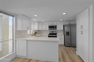 Photo #3: 6527705 Listing