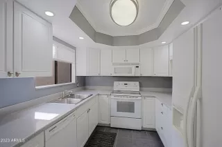 Photo #6: 6527813 Listing 