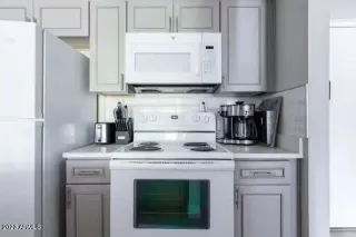 Photo #5: 6527939 Listing 