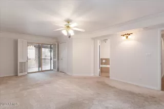 Photo #6: 6527999 Listing