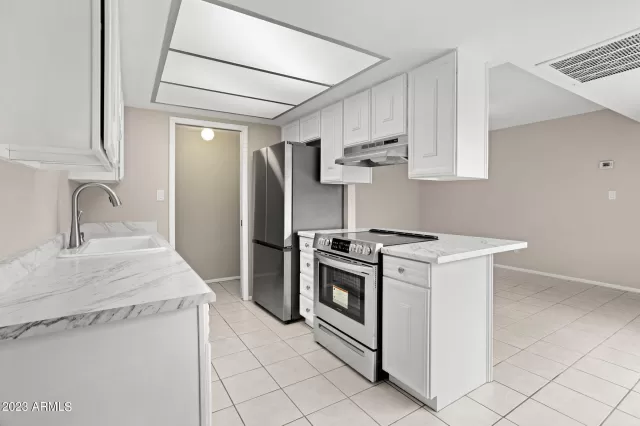 MLS: 6528065 Condo For Sale