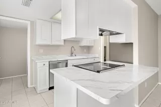 Photo #1: 6528065 Listing