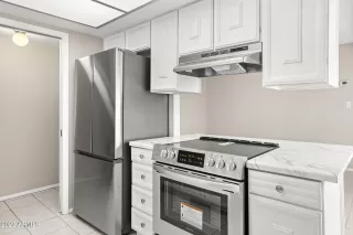 Photo #3: 6528065 Listing