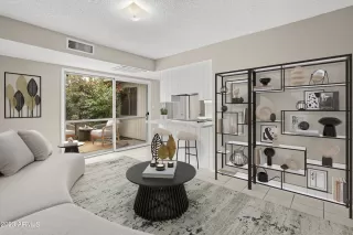 Photo #6: 6528065 Listing