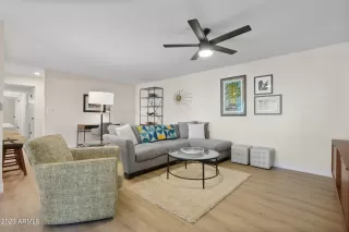 Photo #3: 6528186 Listing 