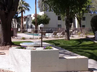 Photo #4: 6528209 Listing