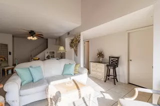 Photo #3: 6528239 Listing