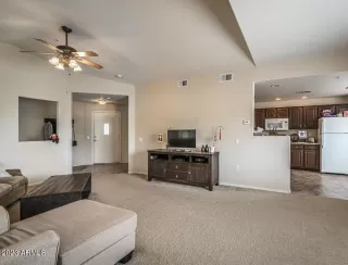 Photo #5: 6528462 Listing 