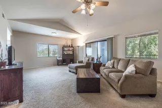 Photo #6: 6528462 Listing 