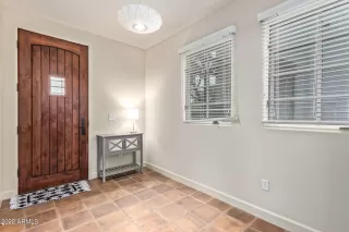 Photo #3: 6528519 Listing