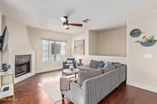 Photo #6: 6528519 Listing