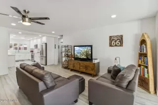 Photo #1: 6528618 Listing