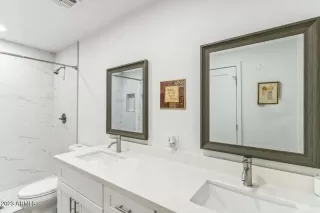 Photo #4: 6528618 Listing